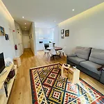 Lovely 2-Bedroom Rental Unit In Historic Funchal